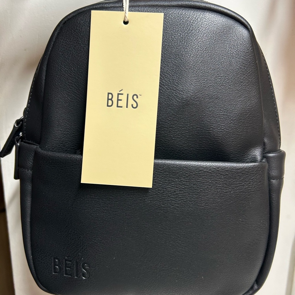 Beis - The Essential Mini Backpack in Black